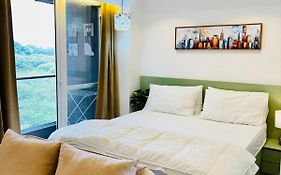Viman Vista The Luxury Studio Near Pune Airport